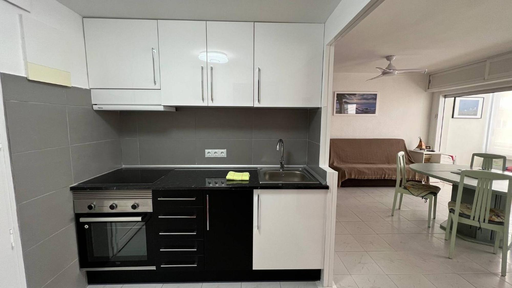 Apartamento Con Vistas Al Mar Y A La Montana Av-26 Roses Exterior foto